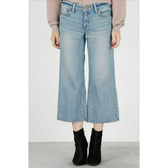 Moussy Cropped Flare Blue Light Wash Cropped Straight Leg Raw Hem Jeans 24 - Picture 1 of 12